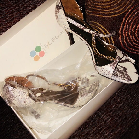 BCBG Snakeskin Heels - Picture 2 of 8